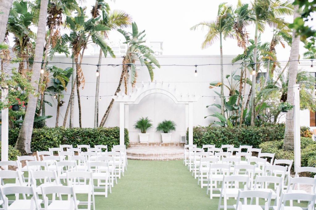 Hyatt Regency Sarasota Wedding Outdoor Ceremony in the Patio