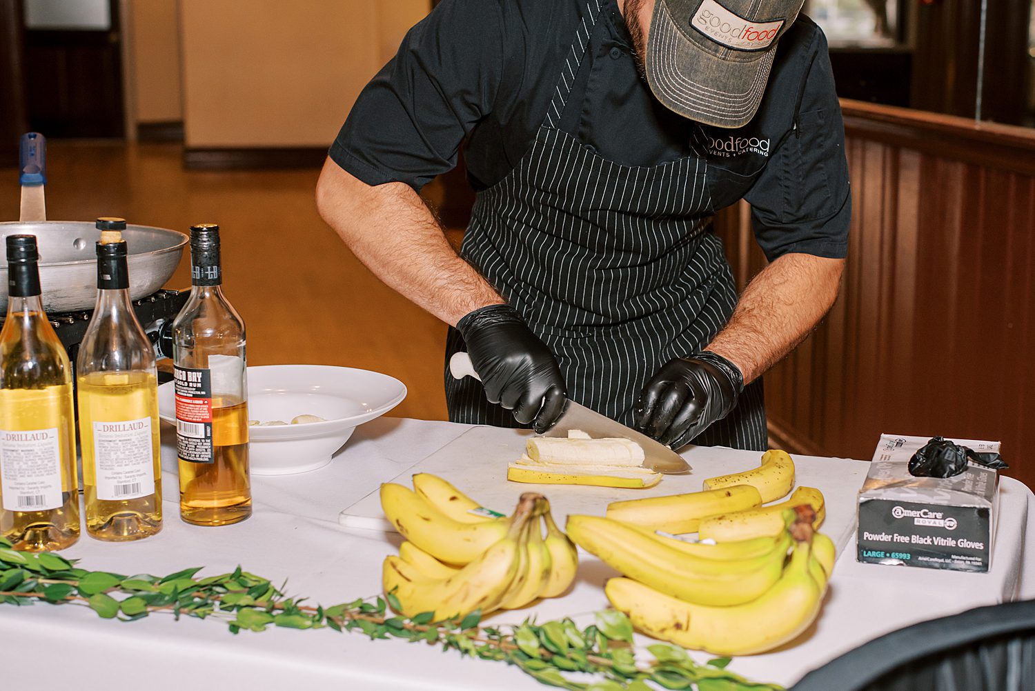 chef cuts bananas during wedding reception nat Centro Asturiano de Tampa