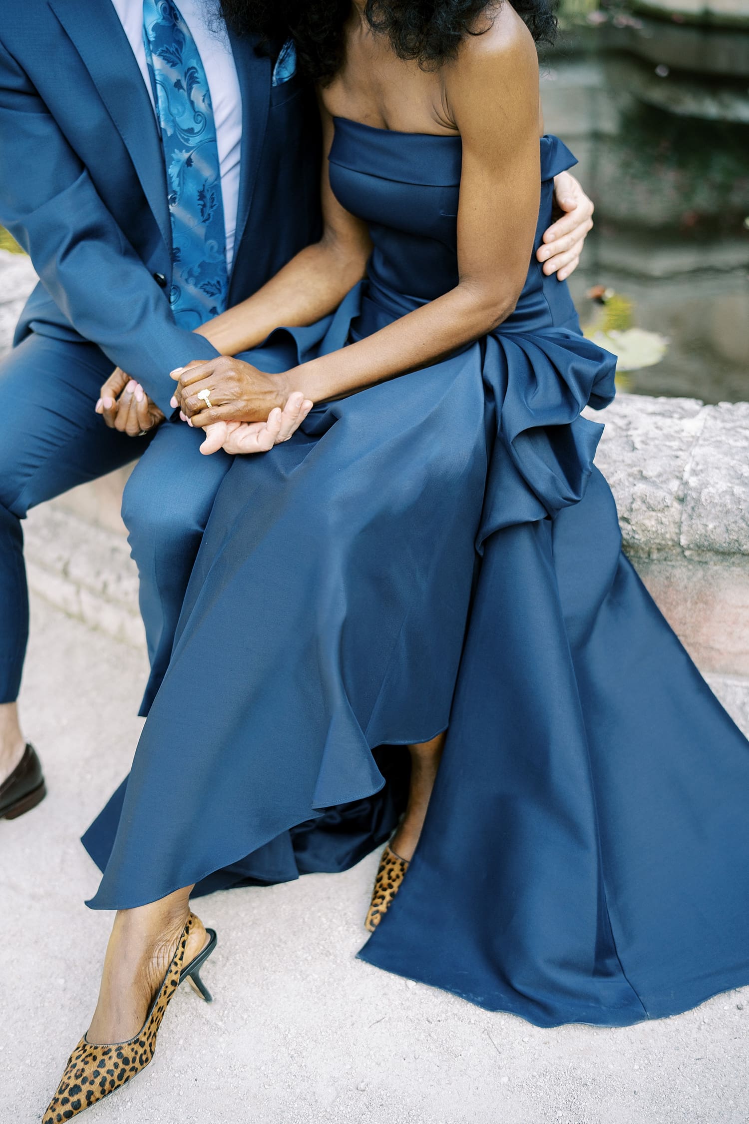 Elegant Outfits for Vizcaya Museum Engagement Session