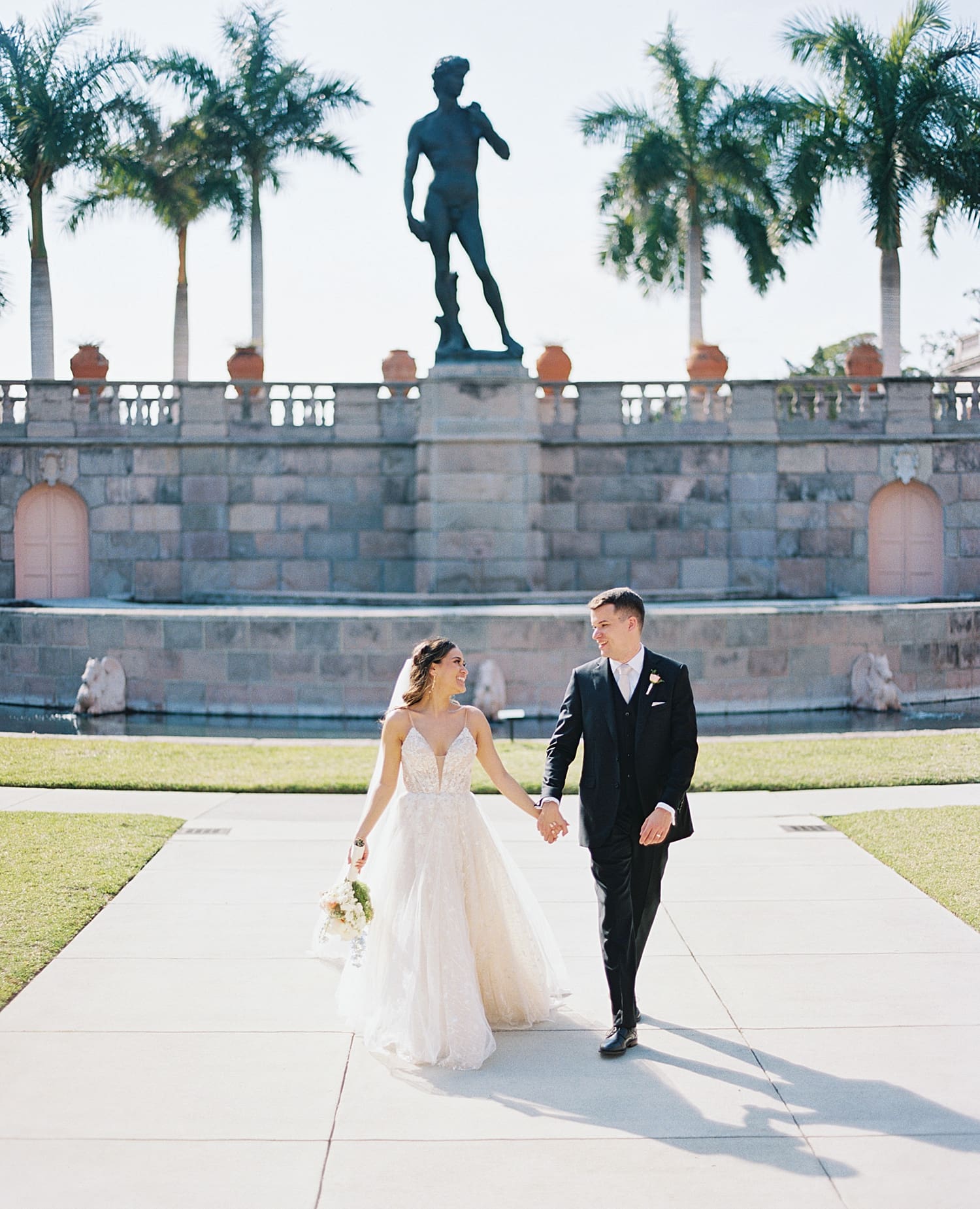 wedding portraits in the courtyard of The Ringling Museum of Art