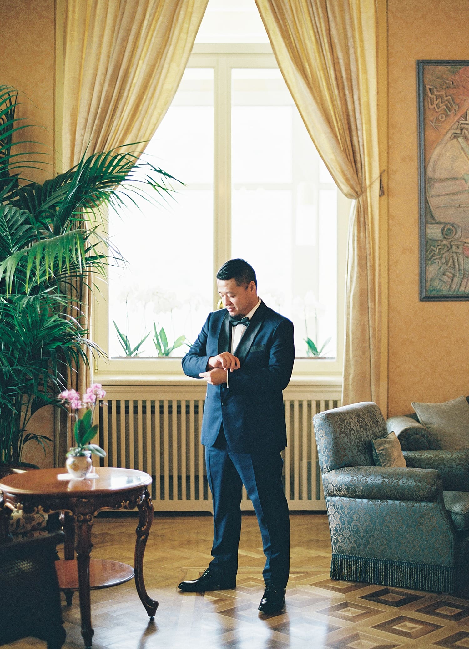 groom getting ready portraits at Grand Hotel Villa Serbelloni in Italy