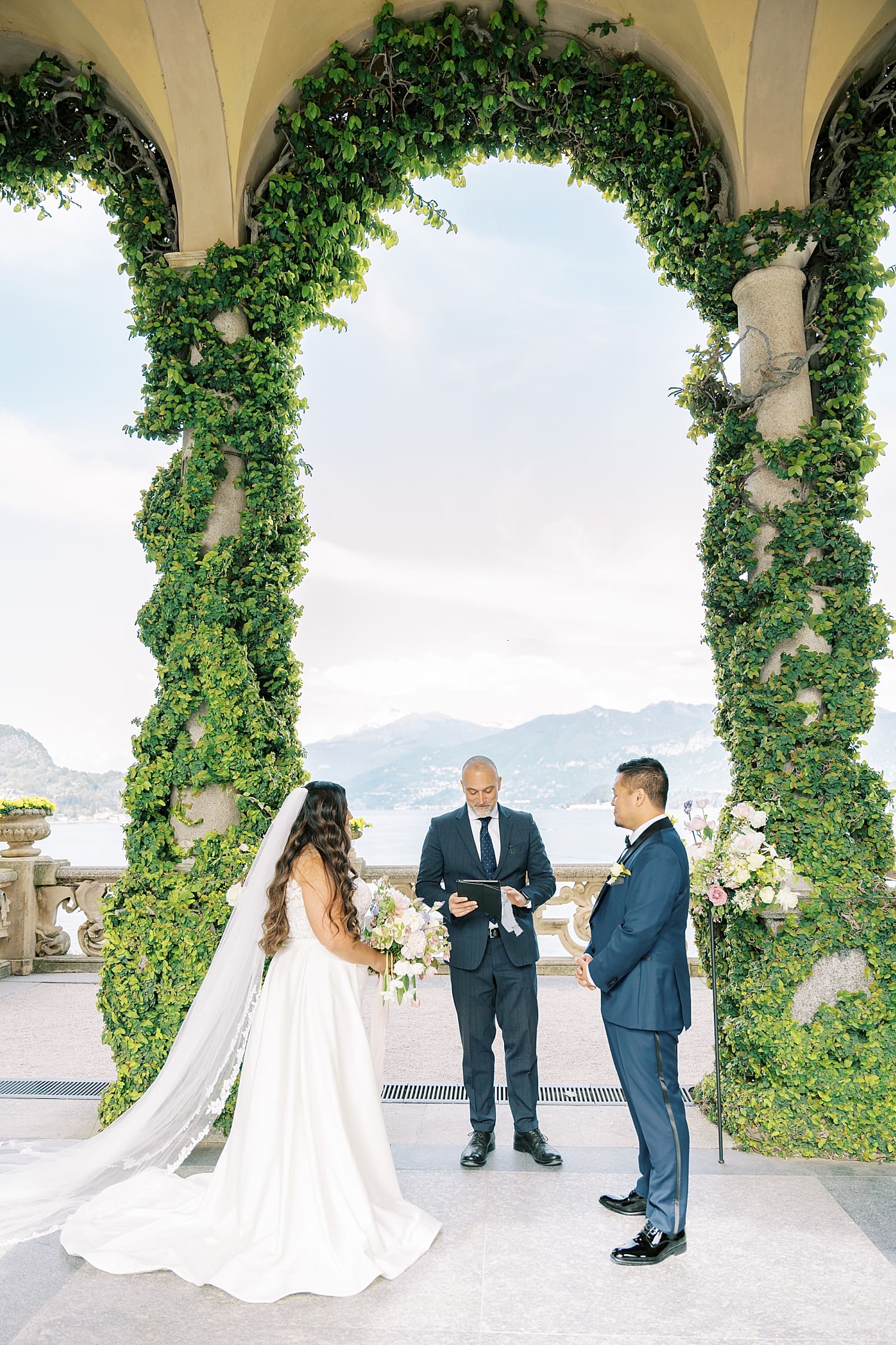 Romantic Villa del Balbianello Wedding ceremony in Lake Como Italy